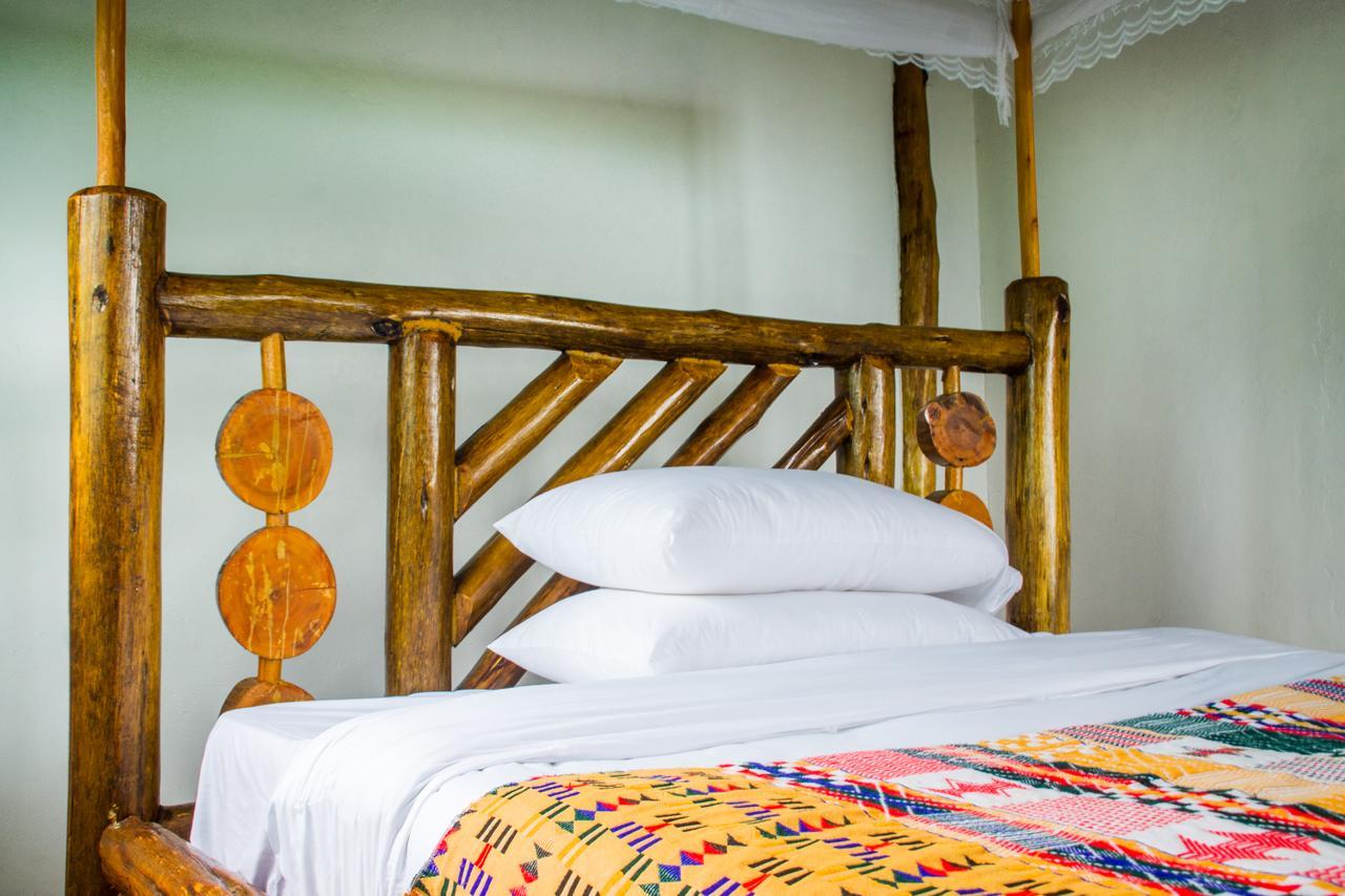 Queen Elizabeth Pvt Lodge Kichwamba Zewnętrze zdjęcie